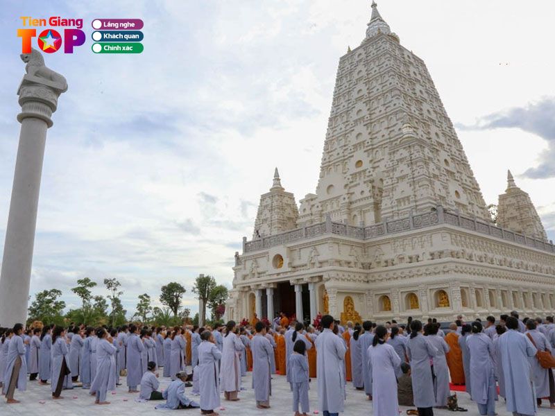 Tham-gia-cac-hoat-dong-phat-giao-tai-thien-vien-tiengiangtoplist