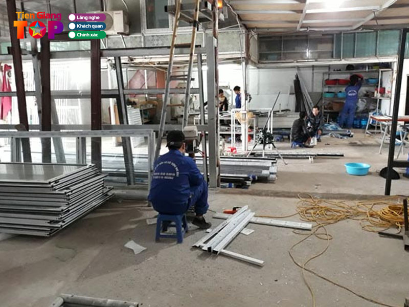 Nhom-kinh-tai-phuong-tiengiangtoplist